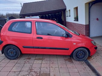 Hyundai Getz červené barvy - 2