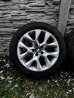 BMW X5 F15 E70 zimní alu kola 255/50 R19 - 2