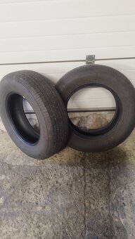 Prodám pneu Yokohama 215/70R16 letí - 2