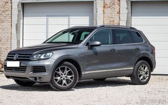 Volkswagen Touareg 2967 cm³ 4x4 - 2