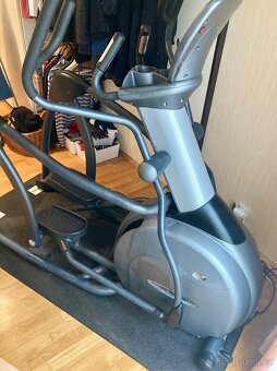 Eliptický trenažér Vision Fitness HRT S7200 - 2