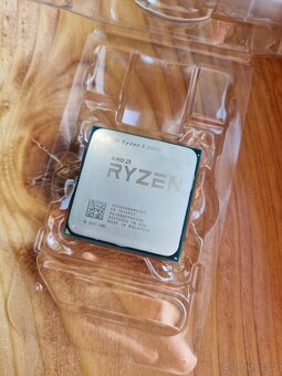 AMD Ryzen 5 2600 - 2