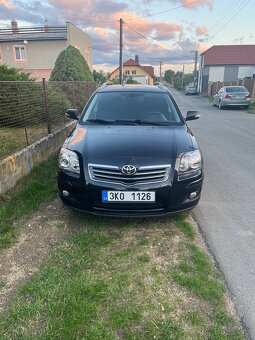 Toyota Avensis T25 2.2 D-Cat - 2