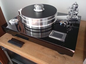 Pro-ject Signature 12 - najvyssi model referencnej triedy - 2