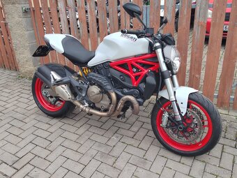 Ducati monster 821 - 2