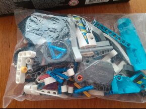 Lego Technic 42091 auto - 2