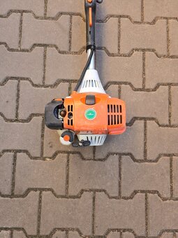 Dlouhý plotostřih stihl hl100 - 2