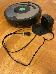 Robotický vysavač iRobot Roomba - 2