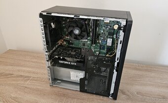 Herní HP (i5-8400, 16 GB RAM, GTX 1650) - 2