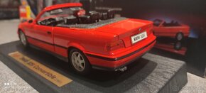 BMW 325i Cabrio E36 1:18 - 2