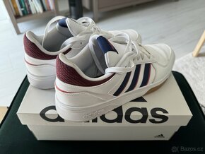 Pánská obuv adidas COURTBEAT, vel. 45 1/3 EU - 2