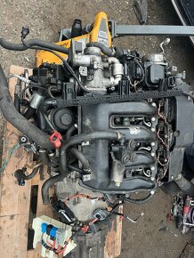 Motor BMW E90 318d - 2