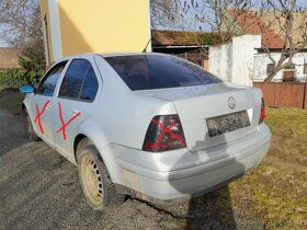 Volkswagen Bora 2.3i VR5 110.KW AGZ, DZL - pouze díly - 2