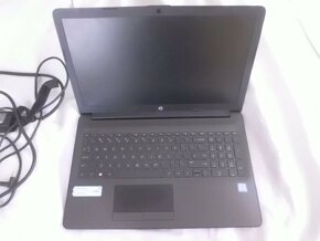 Modernější Notebook HP i3 Model - 15q-ds0026TU - 2