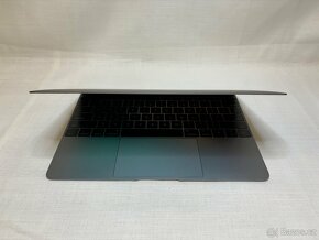 12 Apple MacBook m3 1,1GHz SpaceGrey ZÁRUKA SSD Flash 256Gb - 2