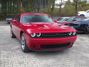 Dodge Challenger 3.6 V6 - KRÁSNÝ STAV - DPH - 2