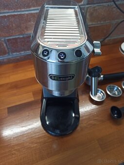 Kávovar DeLonghi - 2