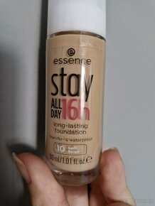 ESSENCE MAKE-UP STAY ALL DAY 16H 10 - 2