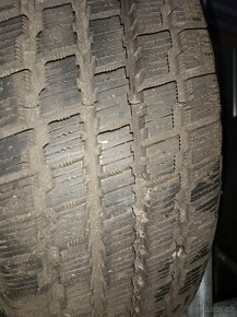 2ks zimní 215/60 R17 96T COOPER vz.9mm - 2