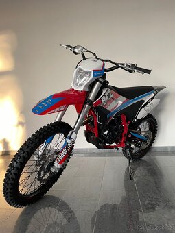 Pitbike Leramotors By Apollo THUNDER 250ccm 21"/18" - 2