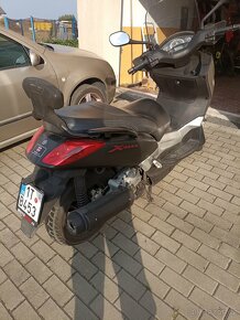 Yamaha X-max 125ccm - 2