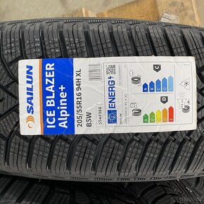 NOVÉ Zimní pneu 205/55 R16 94H Sailun - 2