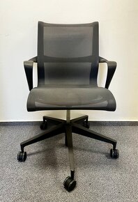 kancelářská židle Herman Miller Setu - 2