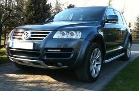 VW Touareg 7L (02-06) rozšířené tuning lemy blatníků - 2