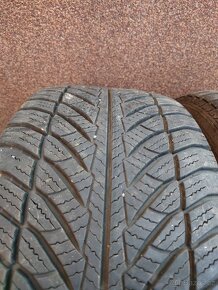 245/45 r18 zimní Goodyear - 2