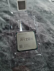 AMD Ryzen 2600 - 2