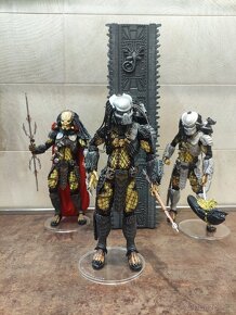 Set sběratelských figurek Neca AvP predátoři - 2