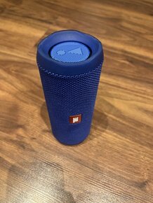 JBL Flip 4 reproduktor - 2