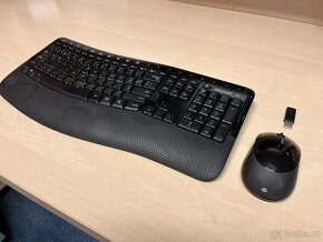 Microsoft Comfort Keyboard 5050 Model 1728 s myší - 2