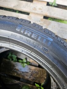 Zimní Pneu 235/45/R18 Pirelli - 2