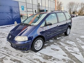 Volkswagen Sharan 1.8T 110kw 7mist - 2