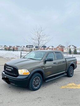 2012 Dodge RAM 1500 5.7 hemi - 2