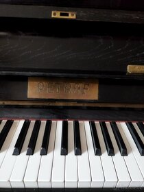 Piano Petrof - 2