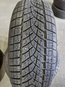 225/60 R18 104V Goodyear Performance zimní 2ks - 2