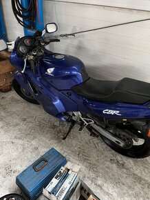 Honda CBR 600 - 2