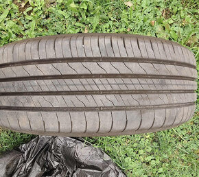 Letní pneu GoodYear 215/55r18 - 2