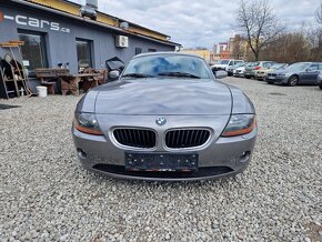 BMW Z4 CABRIO,2.5i,141KW,LPG,AUTOMAT,XENON,KŮŽE,DVĚ STŘECHY - 2