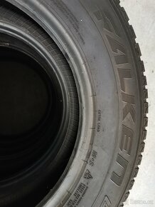 celoroční pneu 215/65R17 Falken - 2