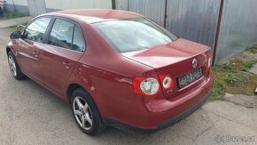 Vw jetta, 1.6i,75kw,07,alu kola, klimatizace - 2