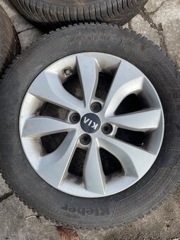 Alu kola na Kia Ceed i s pneu 185/65 R15 - 2