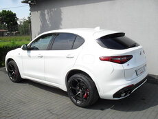 Alfa Romeo Stelvio 2.9 Tw-Turbo V6 Quadrifoglio 1.188.888Kč - 2