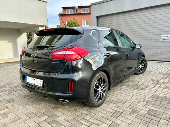 Kia Ceed GT-line 1.6CRDi 100kw, původ ČR 12/2015 - 2