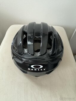 Oakley ARO3 LITE, M (54 - 58 cm) - 2