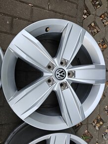 ALU kola 5x112 VW Istanbul R17 Passat B8 ET40 - 2