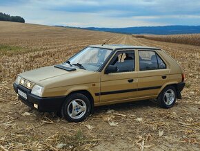 Prodám / Vyměním Škoda favorit 135LS 1990 60000km - 2