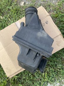 BMW E39 528i Airbox - 2